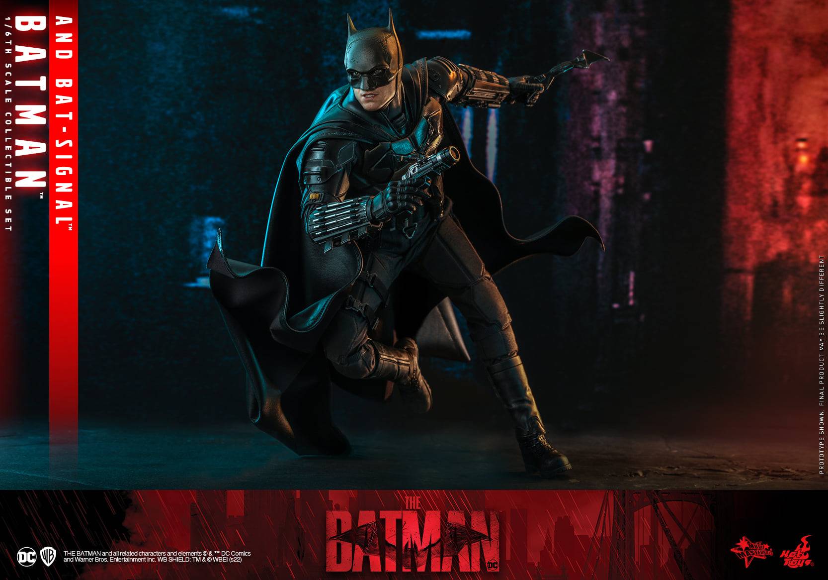 Batman and BatSignal Hot Toys MMS641 The Batman 1/6th scale