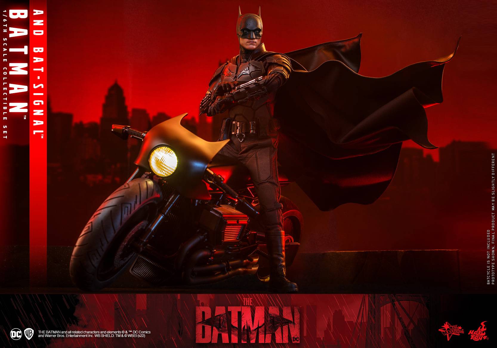 Batman and BatSignal Hot Toys MMS641 The Batman 1/6th scale